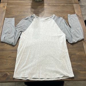 Lululemon Mens 5 Year Basic Long Sleeve (Large)